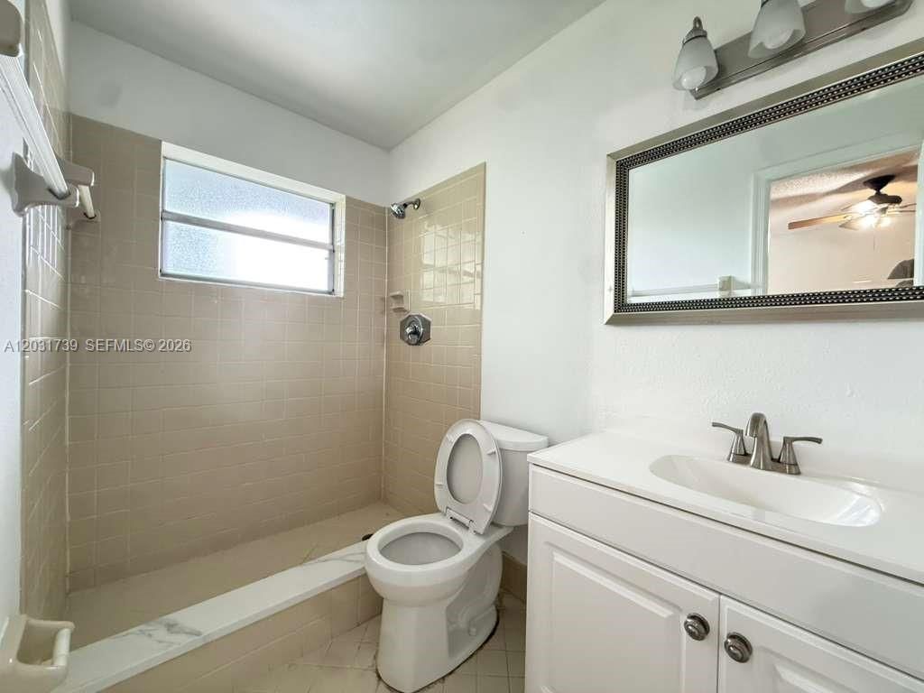 8982 W Sample Rd , Unit 204, Coral Springs, FL 33065 Photo