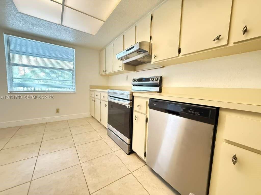 8982 W Sample Rd , Unit 204, Coral Springs, FL 33065 Photo