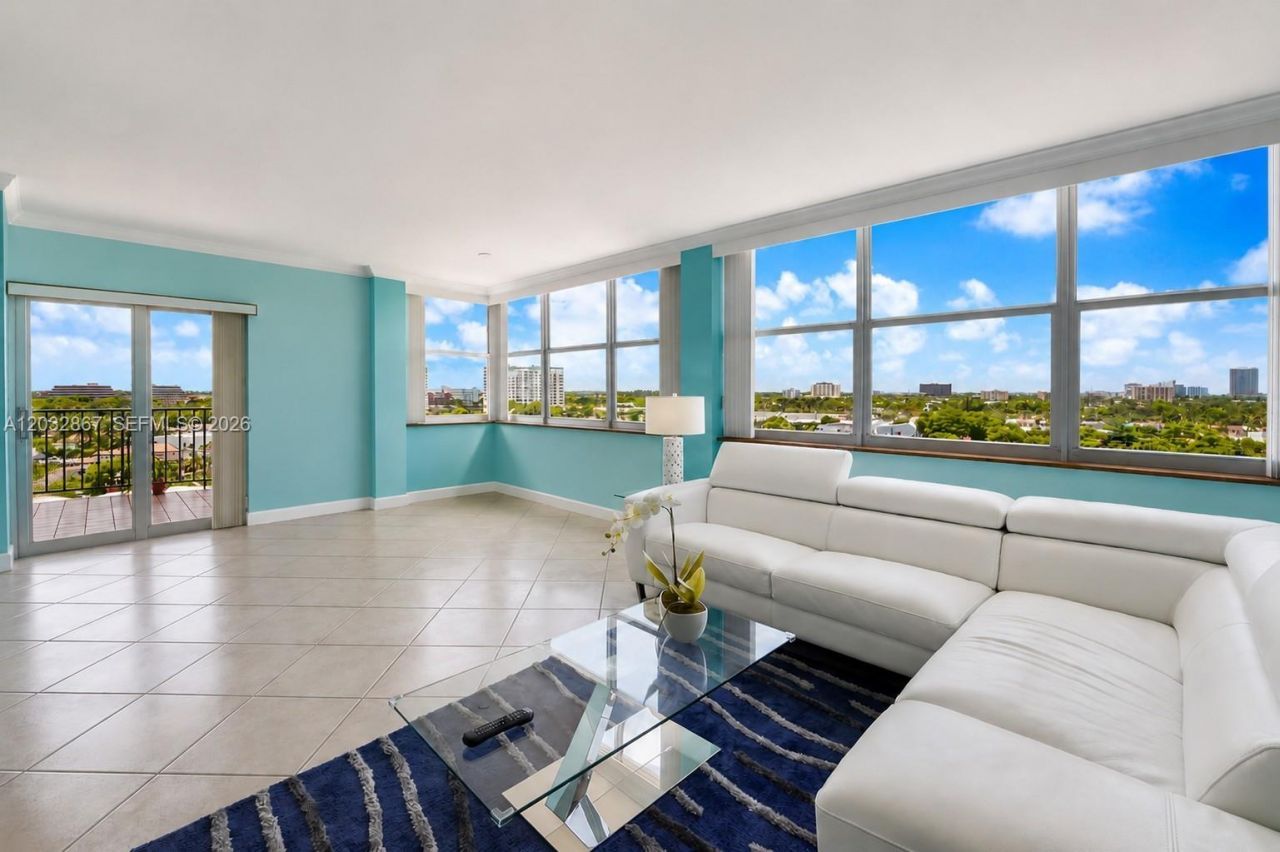 11930 N Bayshore Dr , Unit 909, North Miami, FL 33181 Photo