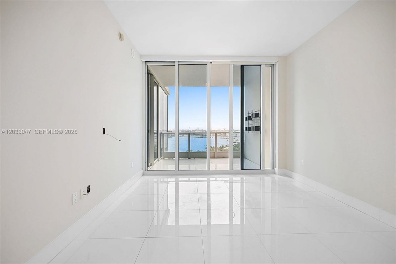 2020 N Bayshore Dr, Unit 1602, Miami, FL 33137 Photo