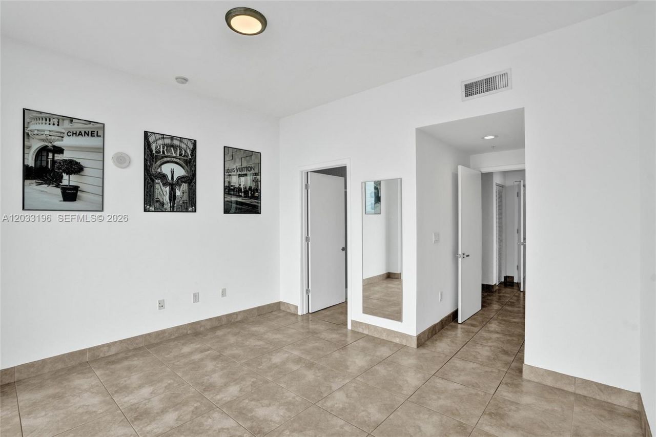 3470 E Coast Ave, Unit H1205, Miami, FL 33137 Photo