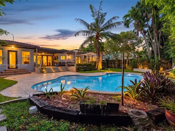 5314 Alton Rd , Miami Beach, FL 33140