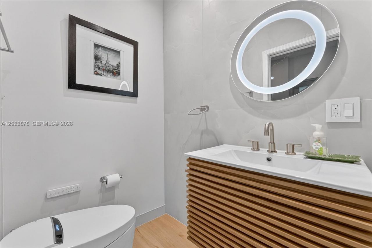 5314 Alton Rd , Miami Beach, FL 33140 Photo