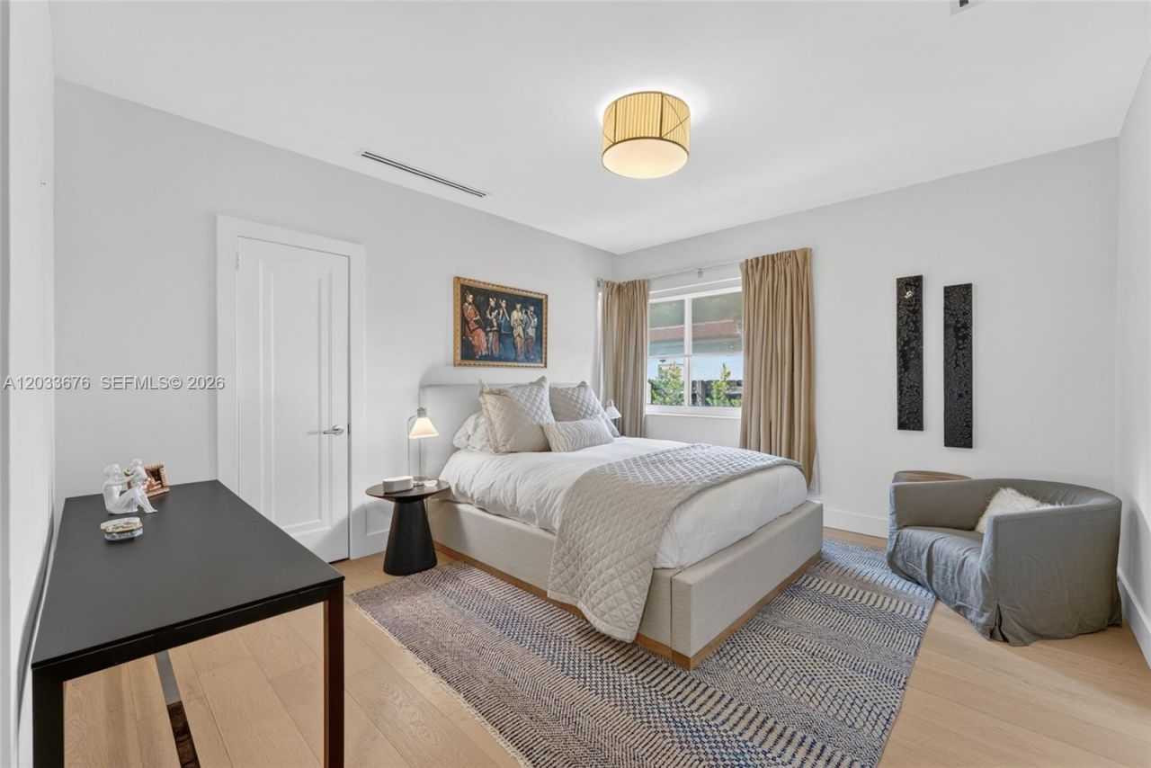 5314 Alton Rd , Miami Beach, FL 33140 Photo