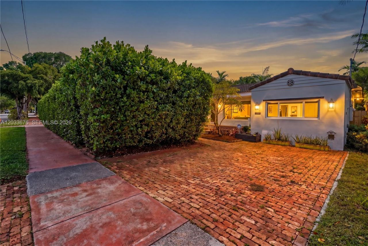 5314 Alton Rd , Miami Beach, FL 33140 Photo