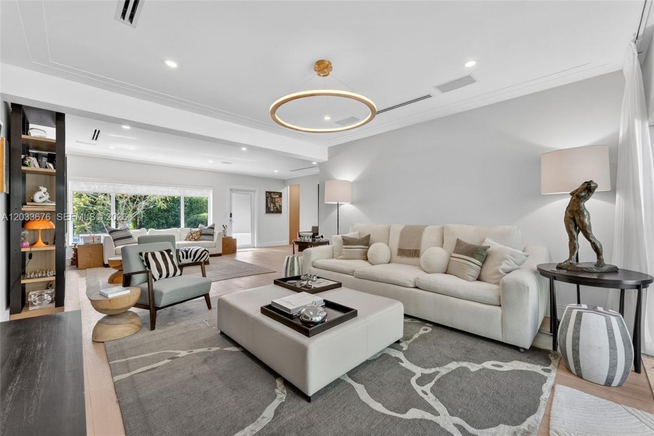 5314 Alton Rd , Miami Beach, FL 33140 Photo