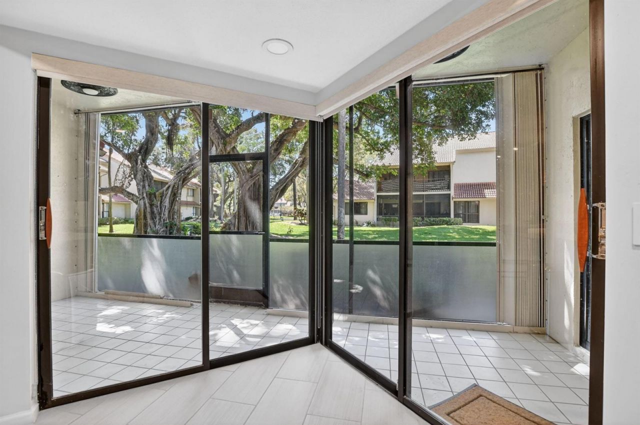 5530 Coach House Circle , Unit A, Boca Raton, FL 33486 Photo