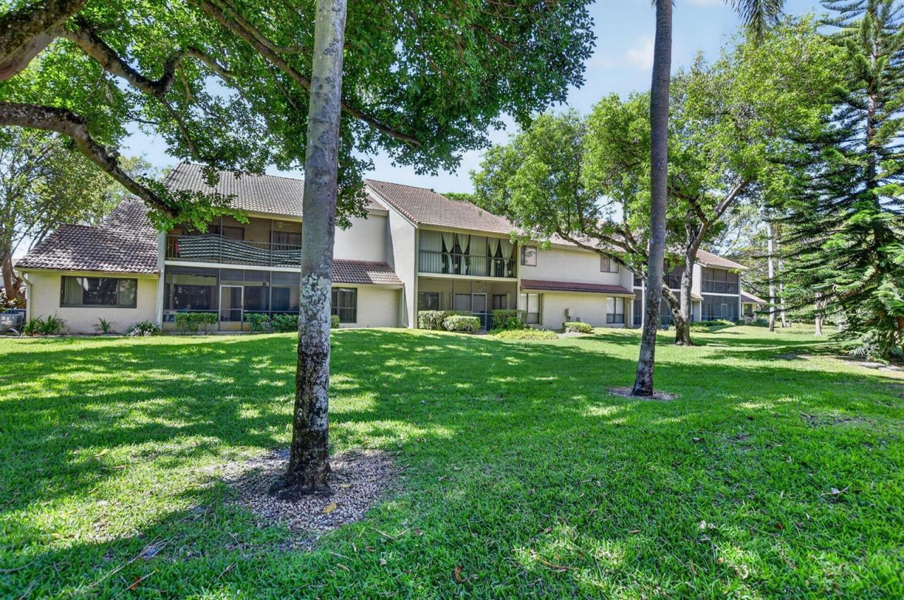 5530 Coach House Circle , Unit A, Boca Raton, FL 33486 Photo