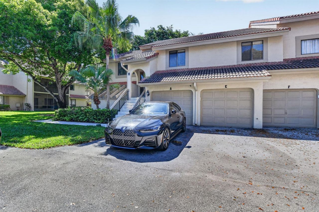5530 Coach House Circle , Unit A, Boca Raton, FL 33486 Photo