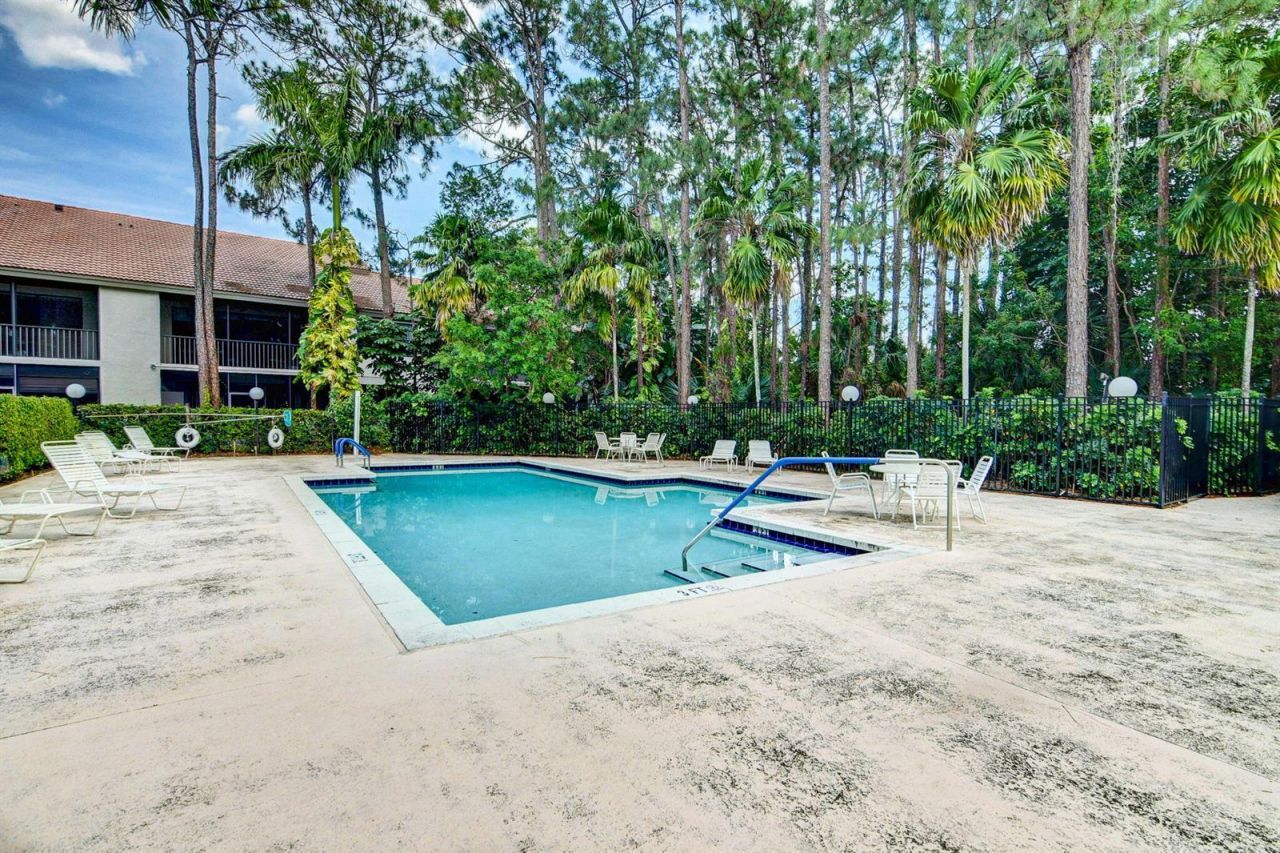 5530 Coach House Circle , Unit A, Boca Raton, FL 33486 Photo
