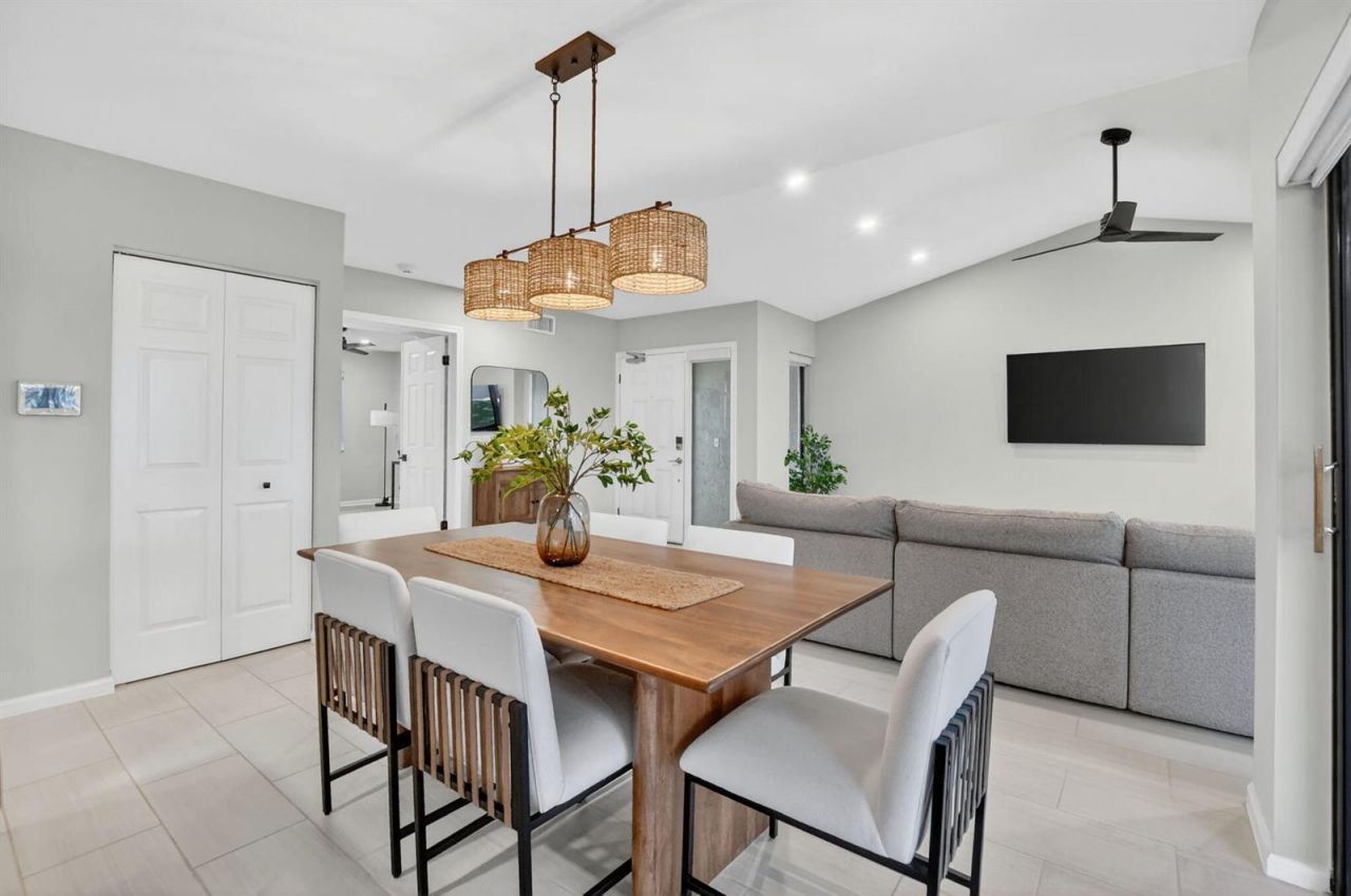 5530 Coach House Circle , Unit A, Boca Raton, FL 33486 Photo