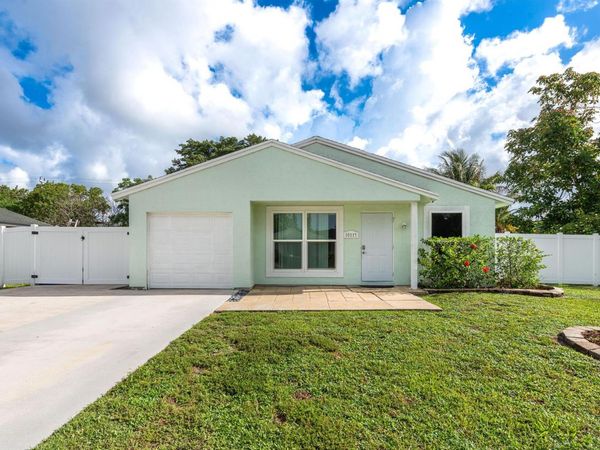 10117 Mikado Lane , Royal Palm Beach, FL 33411