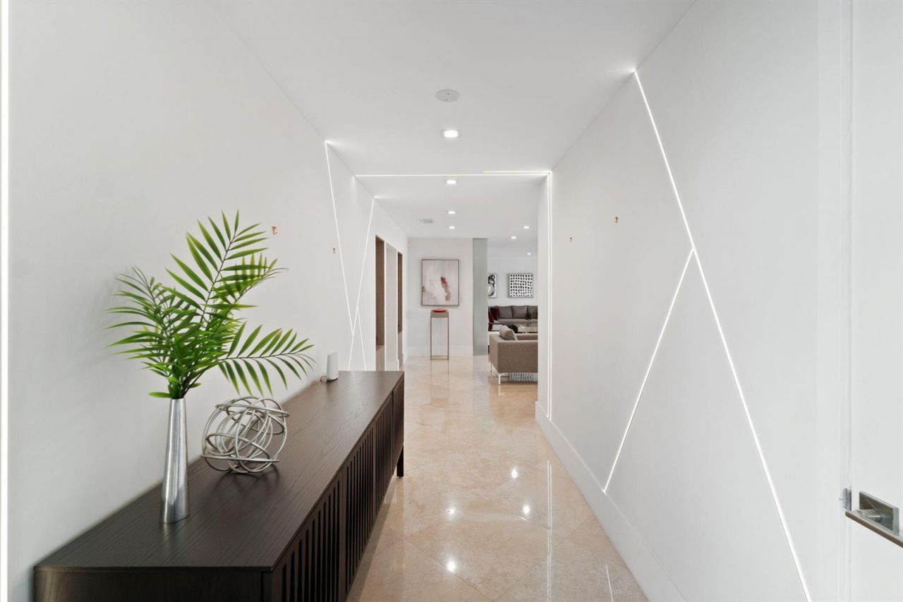 3321 NE 59th Street , Fort Lauderdale, FL 33308 Photo