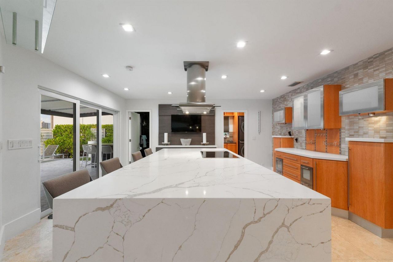 3321 NE 59th Street , Fort Lauderdale, FL 33308 Photo