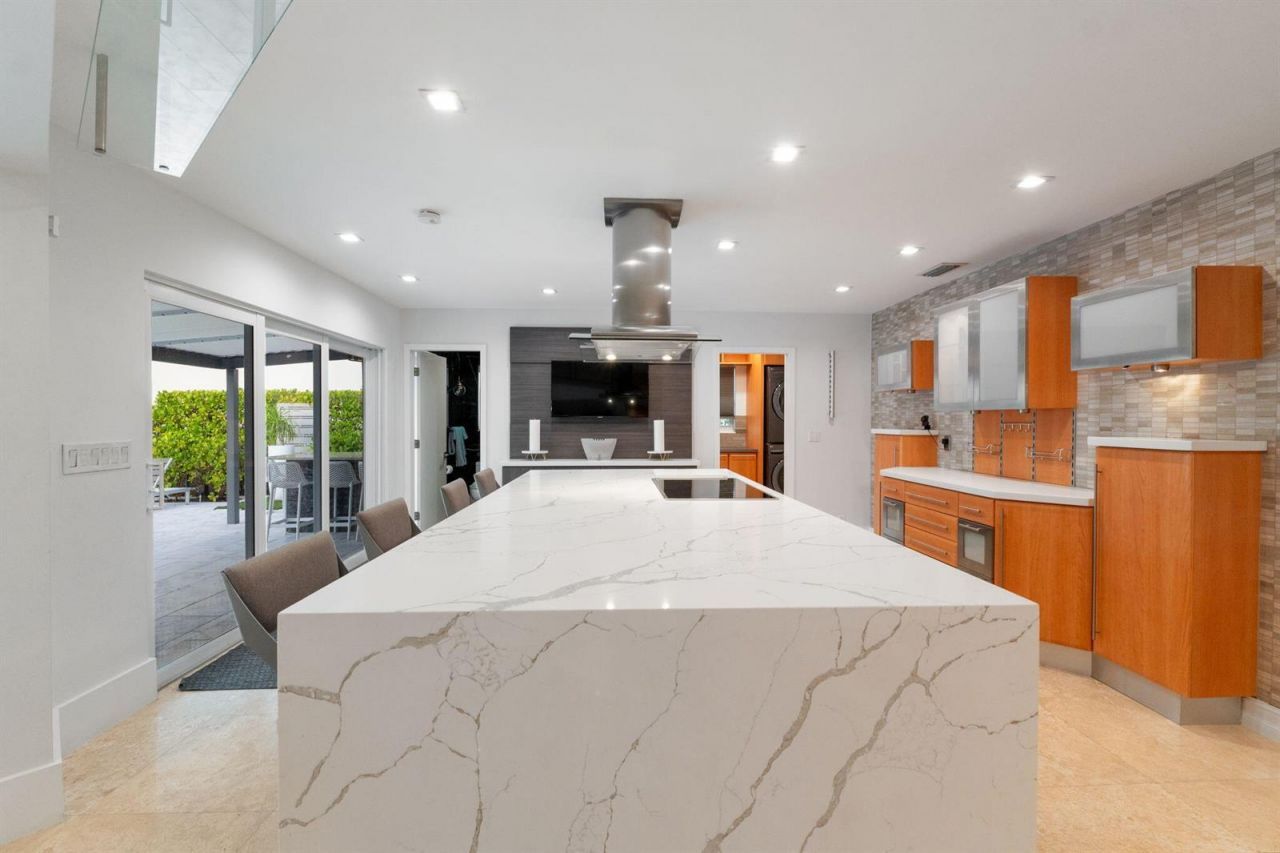 3321 NE 59th Street , Fort Lauderdale, FL 33308 Photo