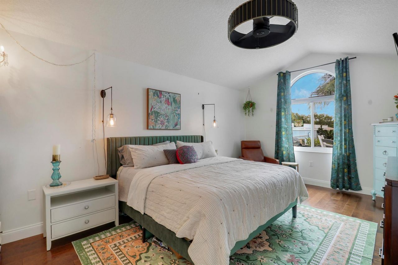 1560 Wilderness Road , West Palm Beach, FL 33409 Photo