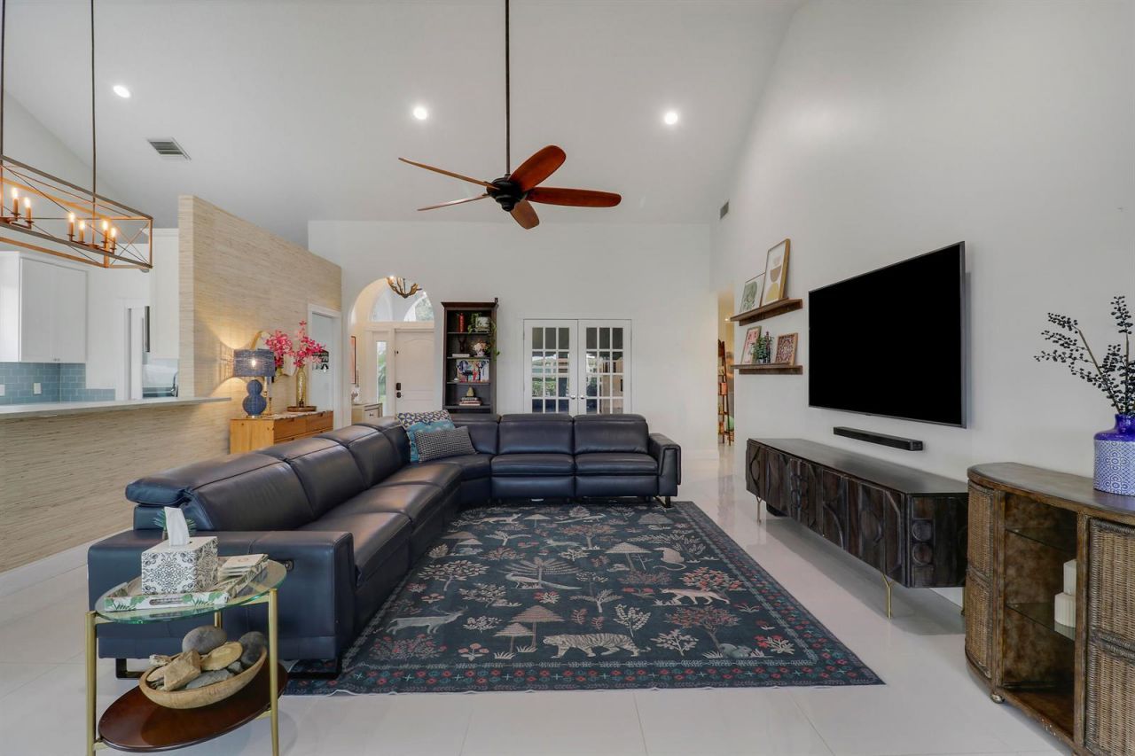 1560 Wilderness Road , West Palm Beach, FL 33409 Photo