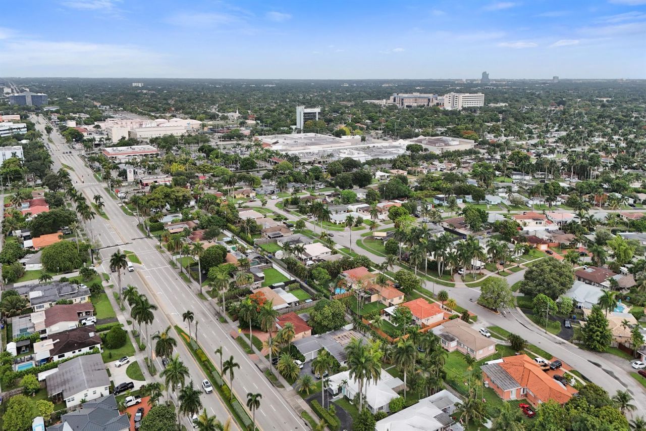 3113 Hollywood Boulevard , Hollywood, FL 33021 Photo