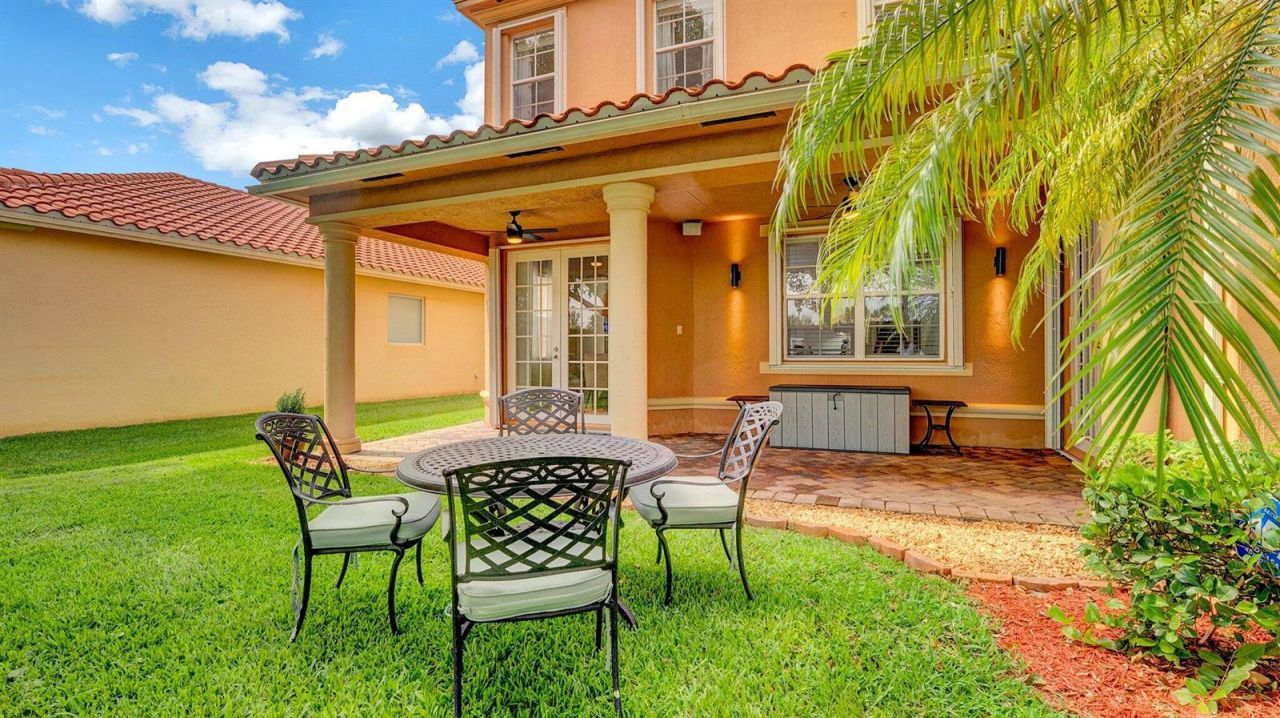 10641 Willow Oak Court , Wellington, FL 33414 Photo