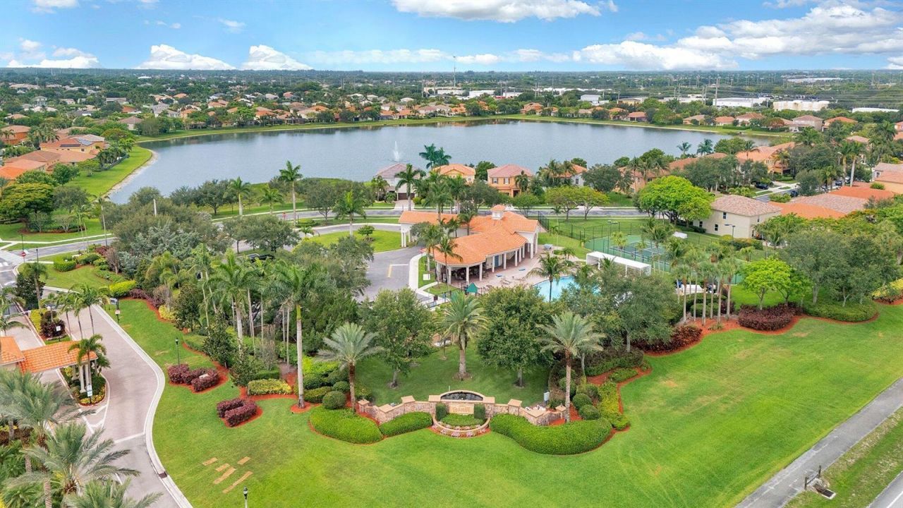 10641 Willow Oak Court , Wellington, FL 33414 Photo