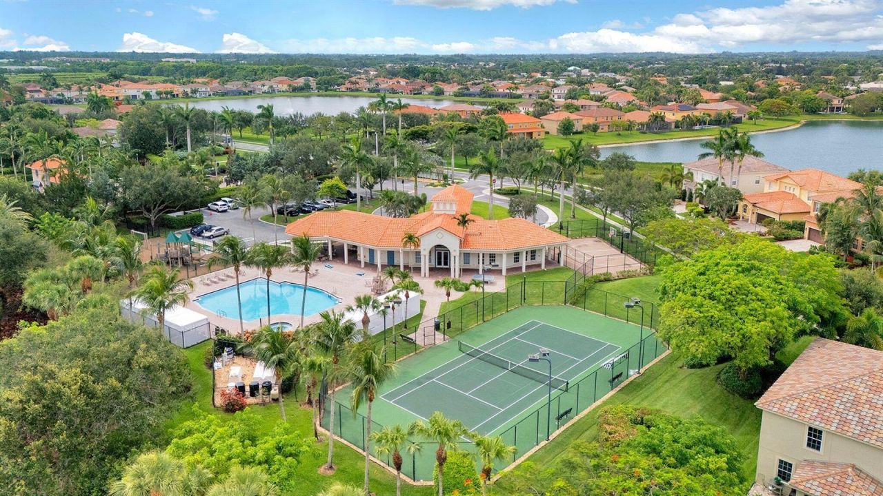 10641 Willow Oak Court , Wellington, FL 33414 Photo