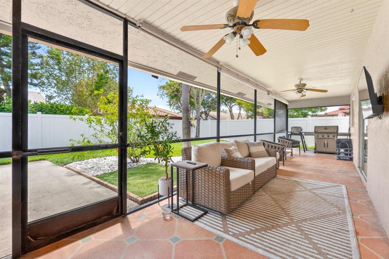 7816 Sunflower Drive , Margate, FL 33063 Photo