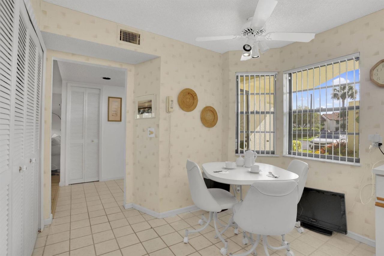 5881 Parkwalk Drive , Boynton Beach, FL 33472 Photo