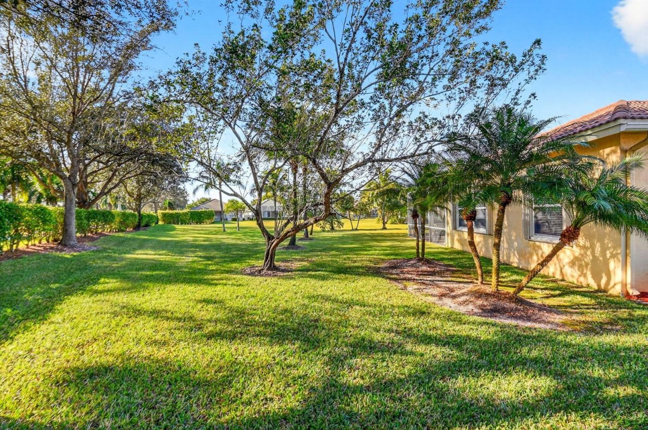 9566 Lantern Bay Circle , West Palm Beach, FL 33411 Photo