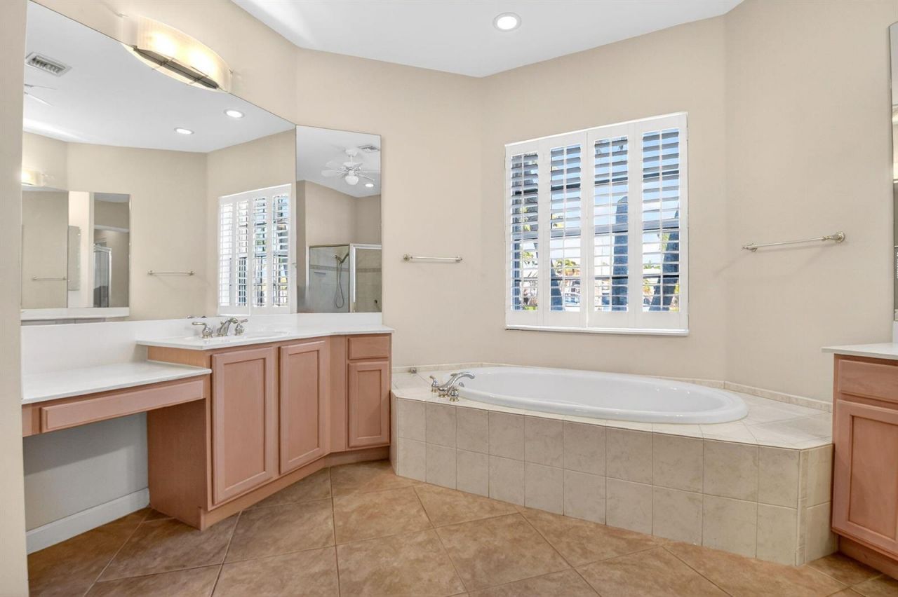 9566 Lantern Bay Circle , West Palm Beach, FL 33411 Photo