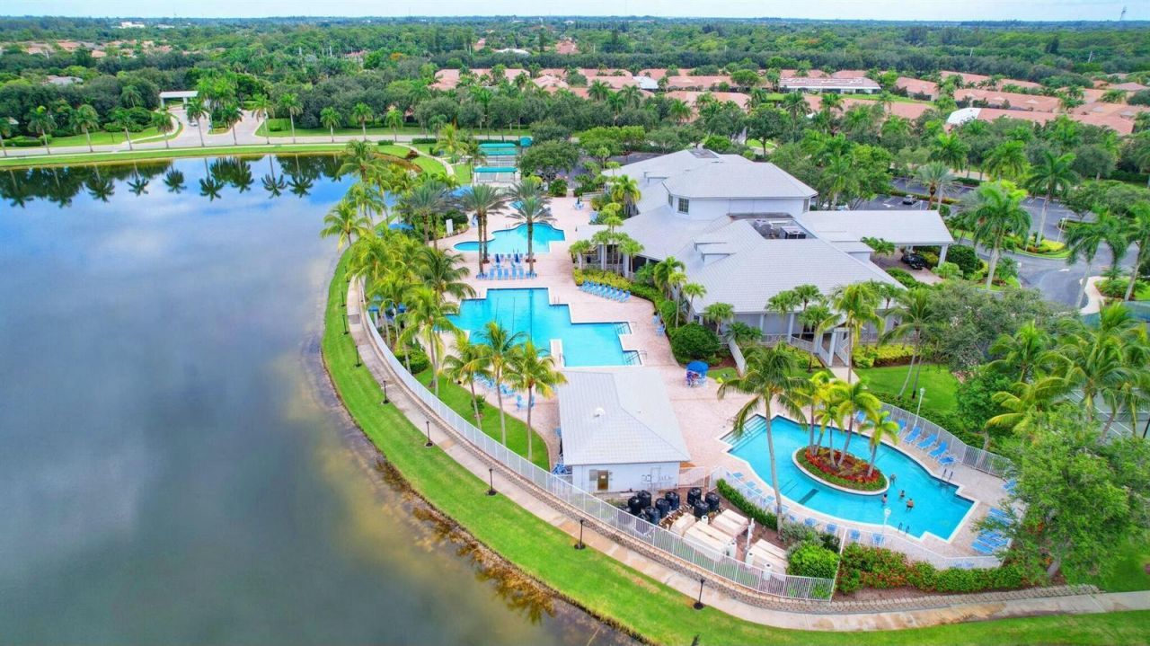 9566 Lantern Bay Circle , West Palm Beach, FL 33411 Photo