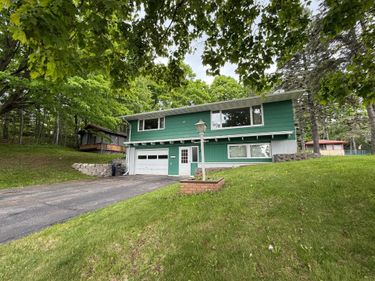 121 W Buffalo Street, Duluth, MN 55811
