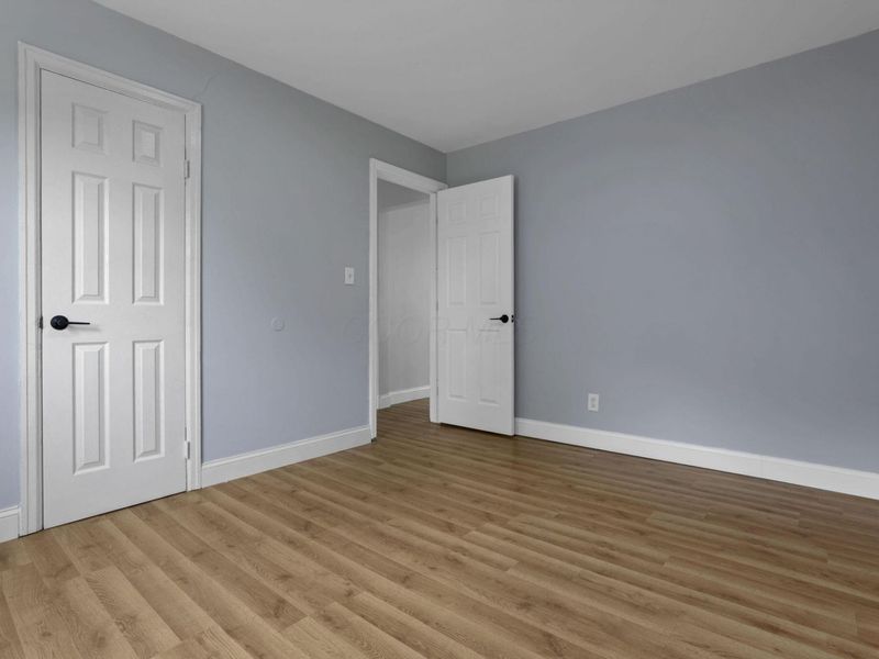 112 Columbian , Columbus, OH 43223 Photo 11