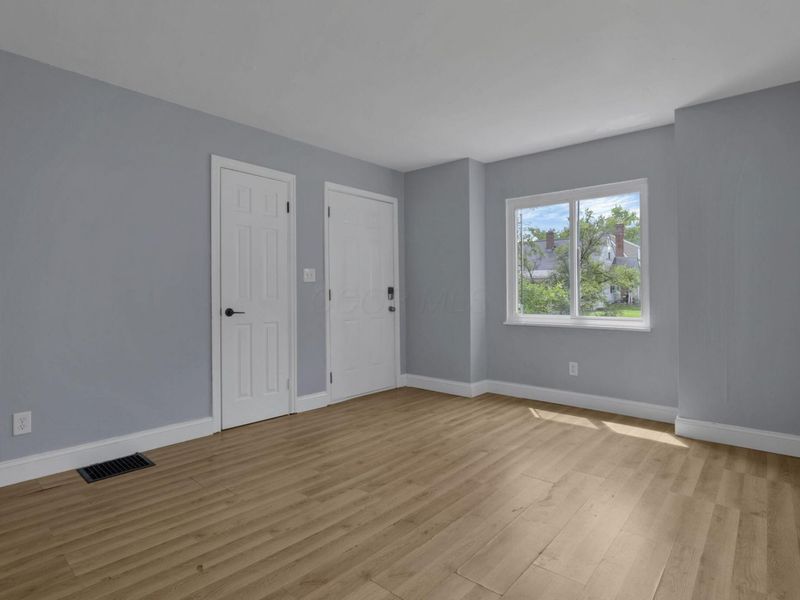 112 Columbian , Columbus, OH 43223 Photo 13