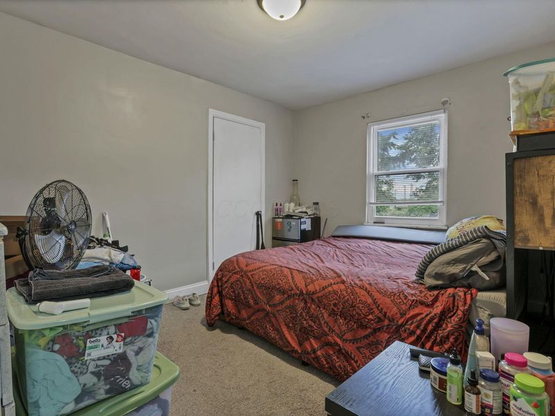 112 Columbian , Columbus, OH 43223 Photo 24
