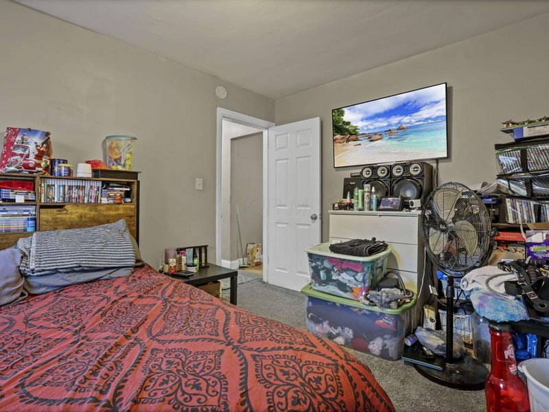 112 Columbian , Columbus, OH 43223 Photo 25