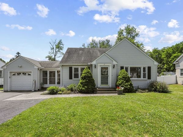 111 Maple Road, Longmeadow, MA 01106