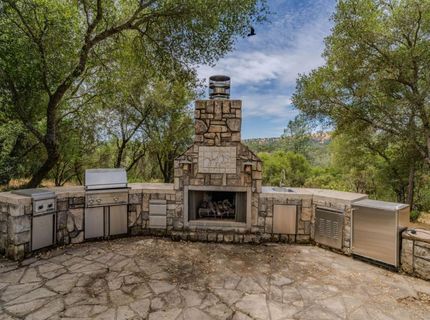 3011 Golden Gate Dr, San Andreas, CA 95249 Photo