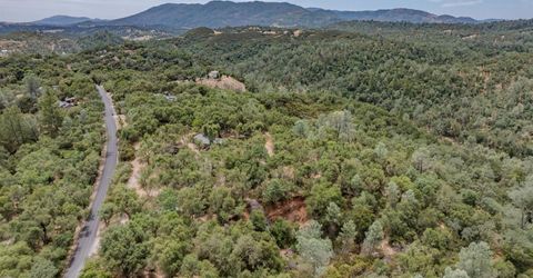 3011 Golden Gate Dr, San Andreas, CA 95249 Photo