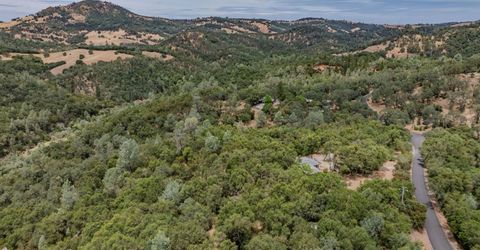 3011 Golden Gate Dr, San Andreas, CA 95249 Photo