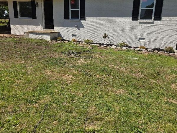 53 Scarbrough East AVE , Friendship, TN 38034