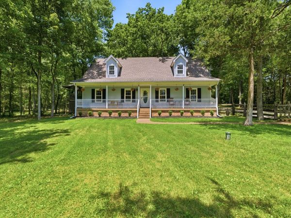 4860 Pyles Rd , Chapel Hill, TN 37034