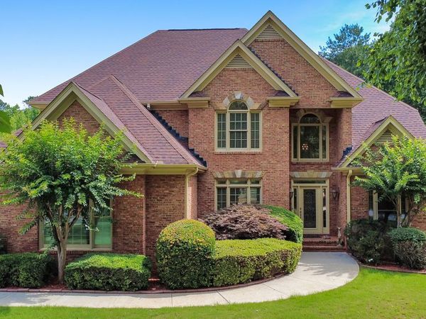 930 Old Tucker Road, Stone Mountain, GA 30087