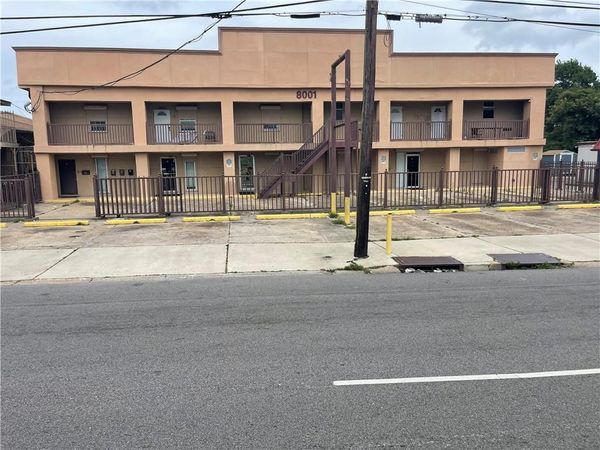 8001 D DOWNMAN Road , New Orleans, LA 70126