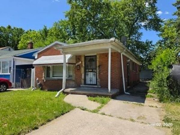 8889 Plainview Avenue, Detroit, MI 48228