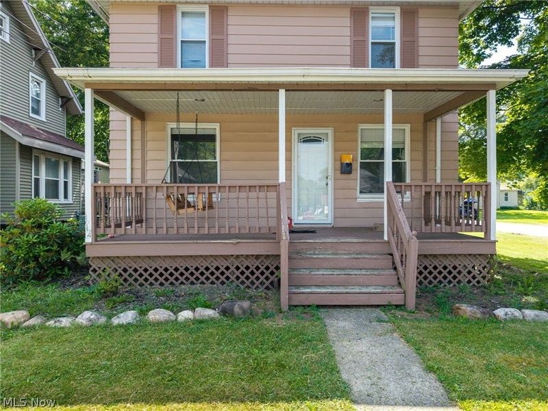 347 N Lyman Street , Wadsworth, OH 44281 Photo 2