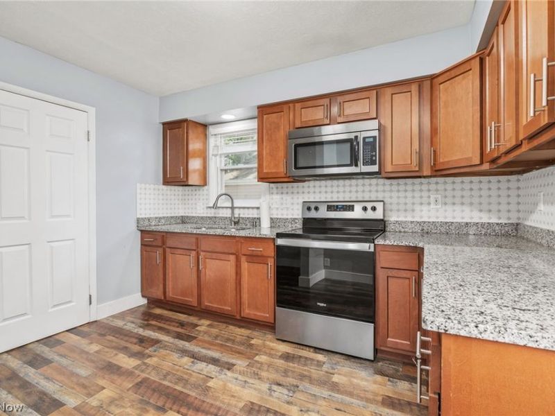347 N Lyman Street , Wadsworth, OH 44281 Photo 9