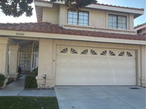 29065 Marilyn Dr, Canyon Country, CA 91387