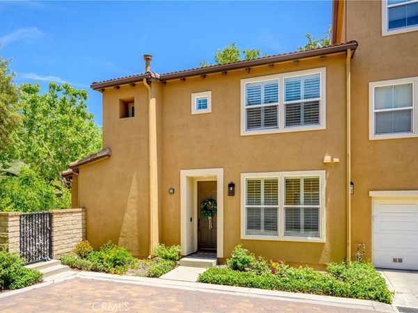 27063 Fairway Lane, Valencia, CA 91381