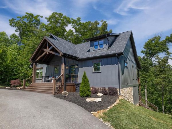 141 Long View Lane, Blue Ridge, GA 30513