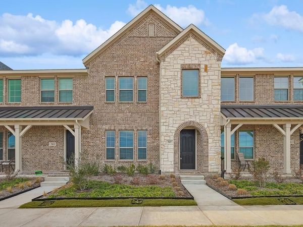 517 Parkside Drive, Argyle, TX 76226